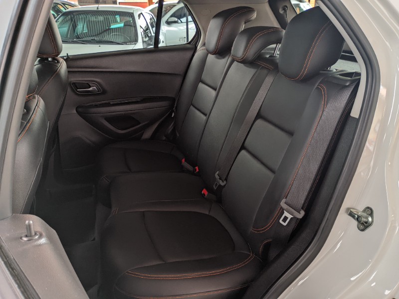 CHEVROLET TRACKER 1.4 16V TURBO LT 2016/2017 RICARDO VEÍCULOS TEUTÔNIA / Carros no Vale