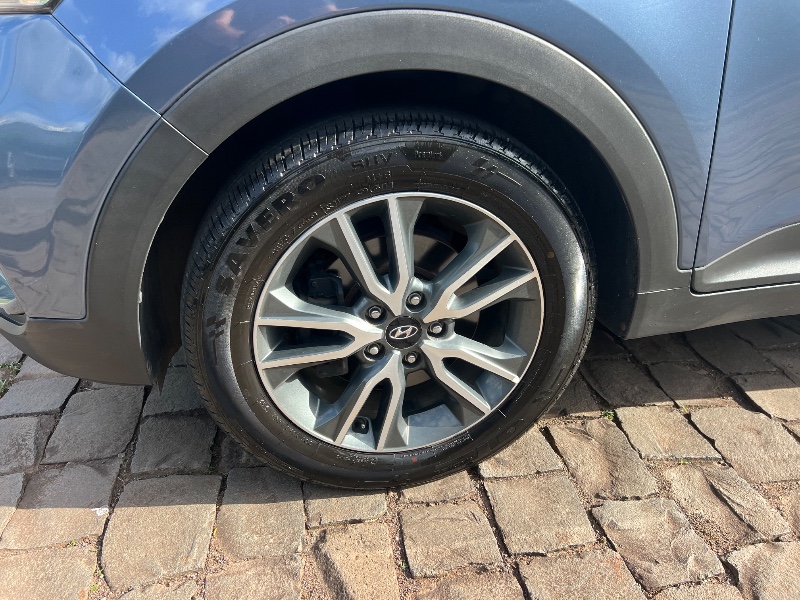 HYUNDAI CRETA 2.0 PRESTIGE 2018/2018 ELY AUTOMÓVEIS LAJEADO / Carros no Vale