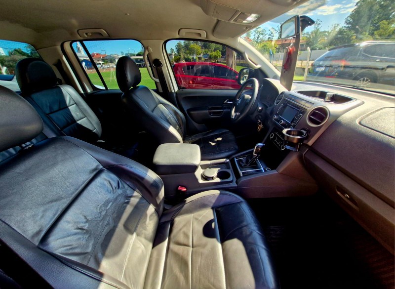 VOLKSWAGEN AMAROK 2.0 HIGHLINE 4X4 CD 16V TURBO INTERCOOLER DIESEL 4P AUTOMÁTICO 2012/2012 CRUZEIRO MULTIMARCAS CRUZEIRO DO SUL / Carros no Vale