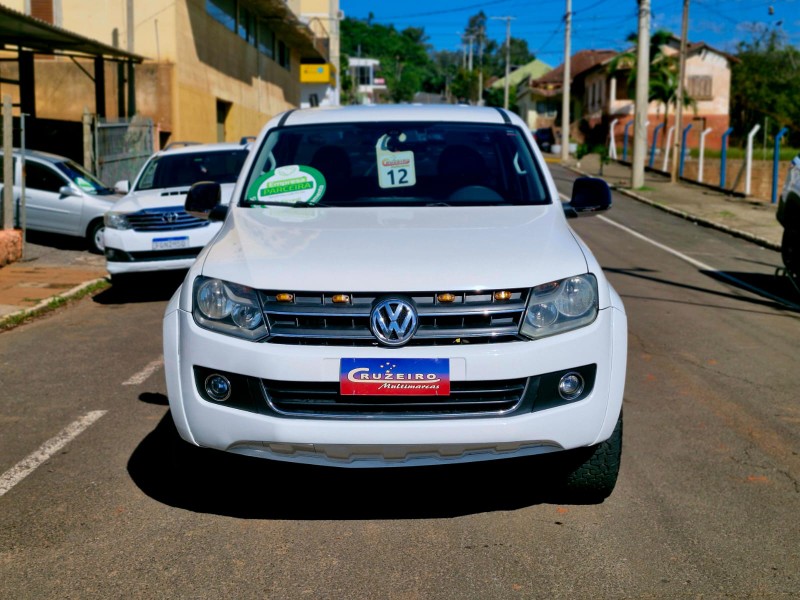 VOLKSWAGEN AMAROK 2.0 HIGHLINE 4X4 CD 16V TURBO INTERCOOLER DIESEL 4P AUTOMÁTICO 2012/2012 CRUZEIRO MULTIMARCAS CRUZEIRO DO SUL / Carros no Vale