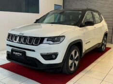 JEEP COMPASS 2.0 16V FLEX LONGITUDE AUTOMÁTICO 2017/2018 DUARTE VEÍCULOS PORTO ALEGRE / Carros no Vale