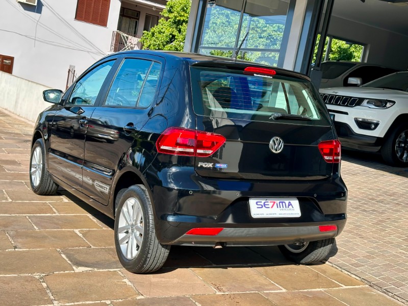 VOLKSWAGEN FOX CONNECT 1.6 2019/2020 SÉTIMA VEÍCULOS GUAPORÉ / Carros no Vale