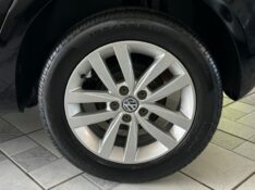 VOLKSWAGEN FOX CONNECT 1.6 2019/2020 SÉTIMA VEÍCULOS GUAPORÉ / Carros no Vale