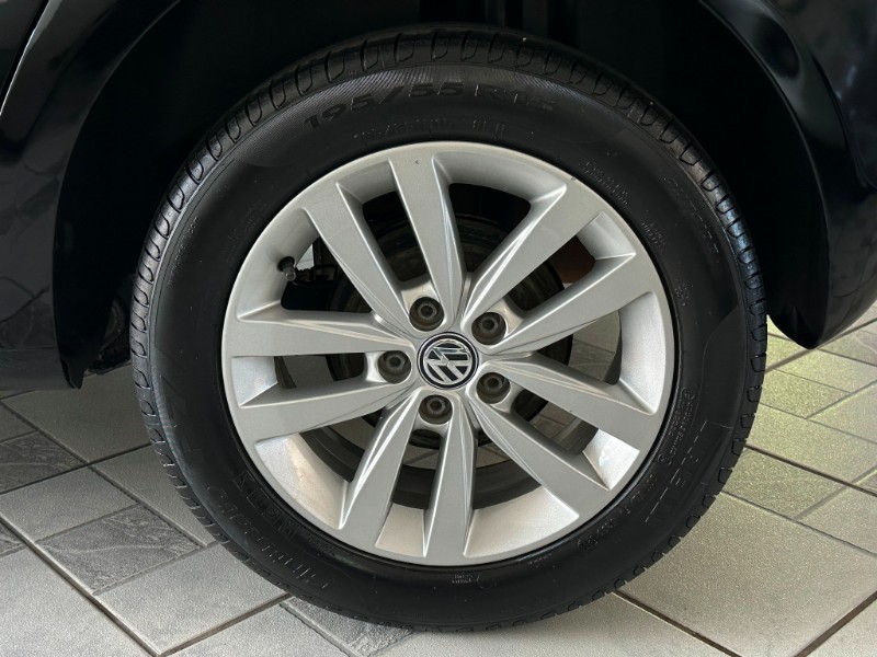 VOLKSWAGEN FOX CONNECT 1.6 2019/2020 SÉTIMA VEÍCULOS GUAPORÉ / Carros no Vale