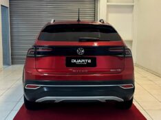 VOLKSWAGEN NIVUS 1.0 200 TSI TOTAL FLEX HIGHLINE AUTOMÁTICO 2020/2021 DUARTE VEÍCULOS PORTO ALEGRE / Carros no Vale