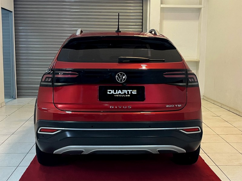VOLKSWAGEN NIVUS 1.0 200 TSI TOTAL FLEX HIGHLINE AUTOMÁTICO 2020/2021 DUARTE VEÍCULOS PORTO ALEGRE / Carros no Vale