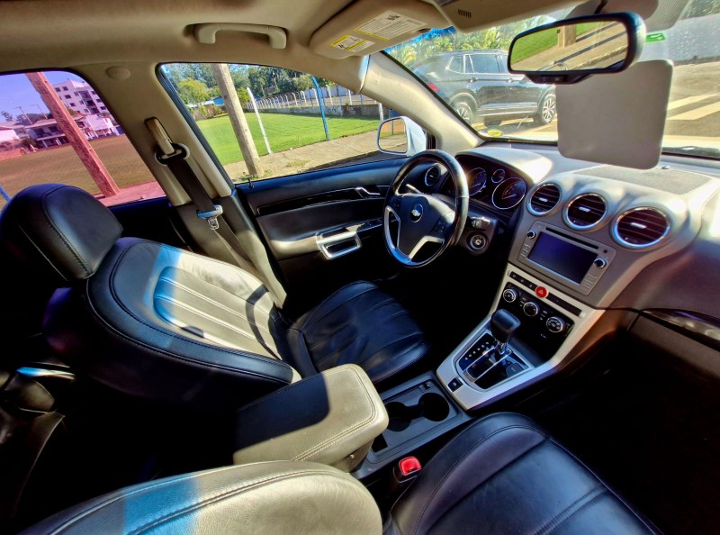 CHEVROLET CAPTIVA SPORT 2.4 FWD 2014/2015 CRUZEIRO MULTIMARCAS CRUZEIRO DO SUL / Carros no Vale