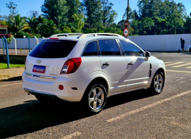 CHEVROLET CAPTIVA SPORT 2.4 FWD 2014/2015 CRUZEIRO MULTIMARCAS CRUZEIRO DO SUL / Carros no Vale