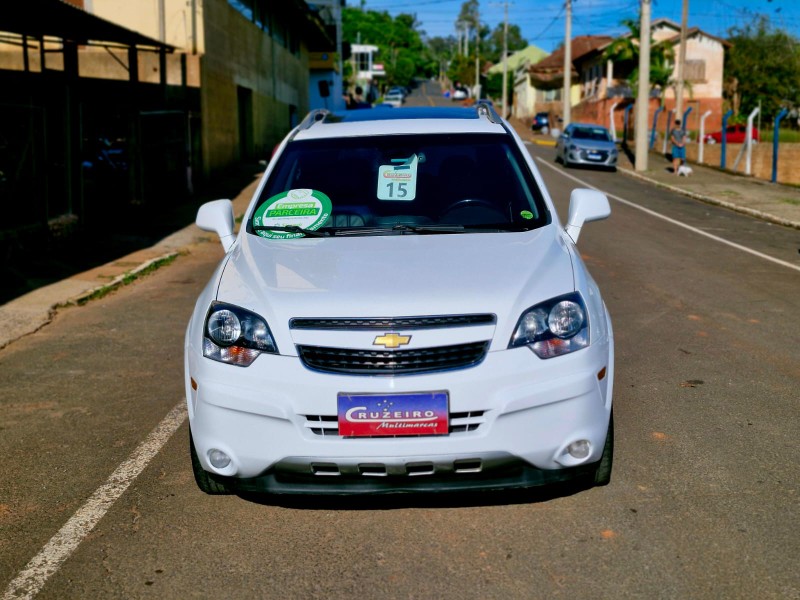 CHEVROLET CAPTIVA SPORT 2.4 FWD 2014/2015 CRUZEIRO MULTIMARCAS CRUZEIRO DO SUL / Carros no Vale
