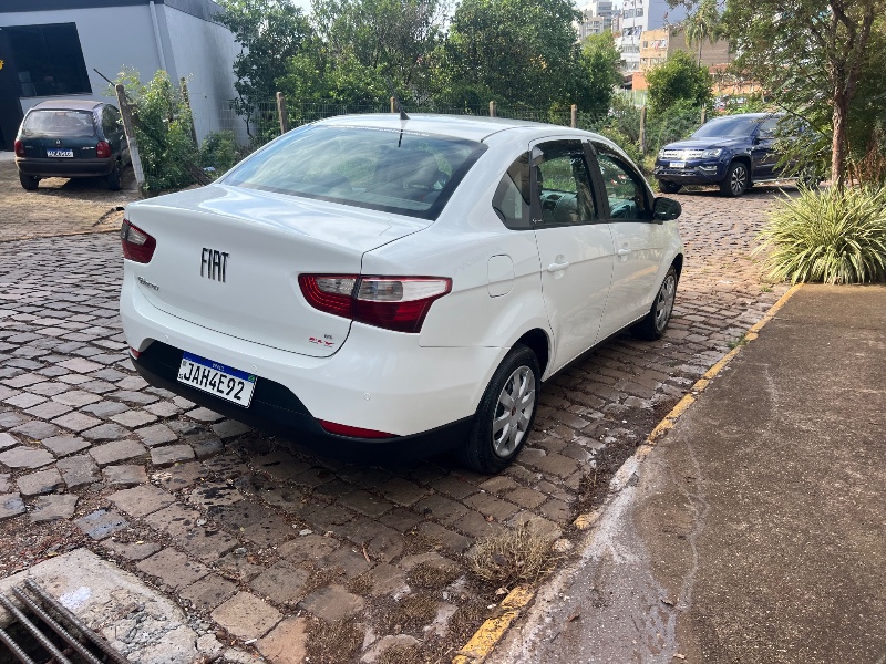 FIAT GRAND SIENA 1.4 MPI ATTRACTIVE 8V FLEX 4P MANUAL - 2021