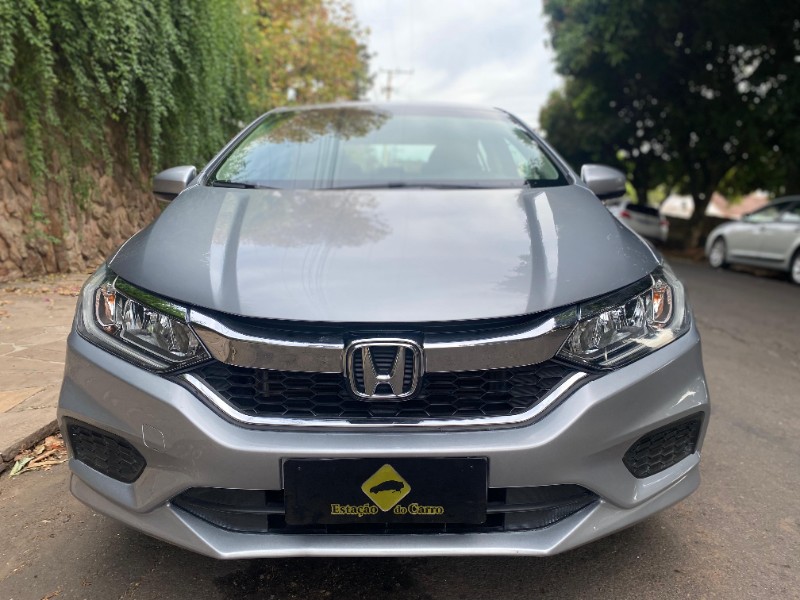 HONDA CITY SEDAN PERSONAL 1.5 16V 2018/2018 ESTAÇÃO DO CARRO ESTRELA / Carros no Vale