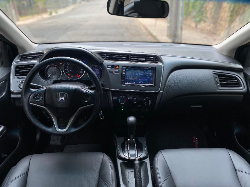HONDA CITY SEDAN PERSONAL 1.5 16V 2018/2018 ESTAÇÃO DO CARRO ESTRELA / Carros no Vale