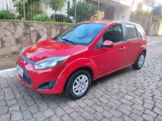 FORD FIESTA 1.0 2013/2014 ALTERNATIVA VEÍCULOS LAJEADO / Carros no Vale