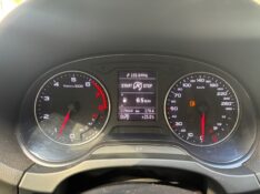 AUDI A3 1.4 TFSI SEDAN ATTRACTION 16V TIPTRONIC 2016/2016 COMPLETO VEÍCULOS GUAPORÉ / Carros no Vale