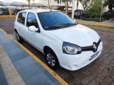 RENAULT CLIO 1.0 2015/2016 ALTERNATIVA VEÍCULOS LAJEADO / Carros no Vale
