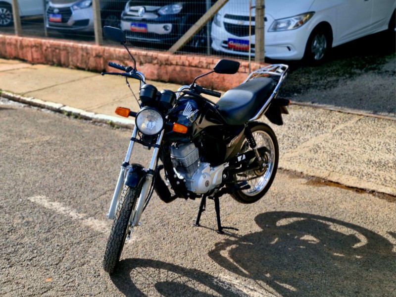 HONDA MOTOS CG 125 FAN KS 2013/2013 CRUZEIRO MULTIMARCAS CRUZEIRO DO SUL / Carros no Vale