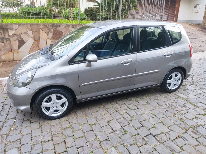 HONDA FIT LX 1.4 2007/2007 ALTERNATIVA VEÍCULOS LAJEADO / Carros no Vale