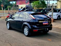 FORD FOCUS FOCUS 2.0 GHIA 16V GASOLINA 4P AUTOMÁTICO 2010/2011 CRUZEIRO MULTIMARCAS CRUZEIRO DO SUL / Carros no Vale
