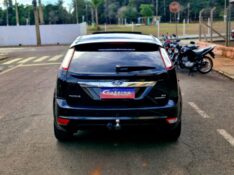 FORD FOCUS FOCUS 2.0 GHIA 16V GASOLINA 4P AUTOMÁTICO 2010/2011 CRUZEIRO MULTIMARCAS CRUZEIRO DO SUL / Carros no Vale