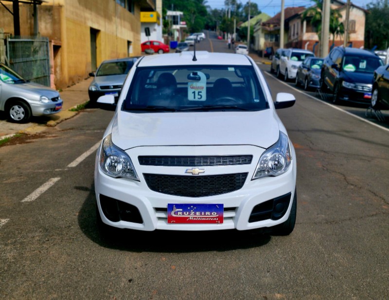 CHEVROLET MONTANA LS 1.4 ECONOFLEX 8V 2P 2014/2015 CRUZEIRO MULTIMARCAS CRUZEIRO DO SUL / Carros no Vale