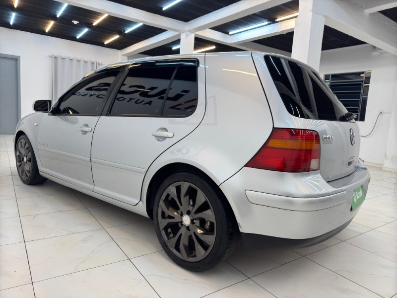 VOLKSWAGEN GOLF 1.6 MI TOTAL 8V - 2002