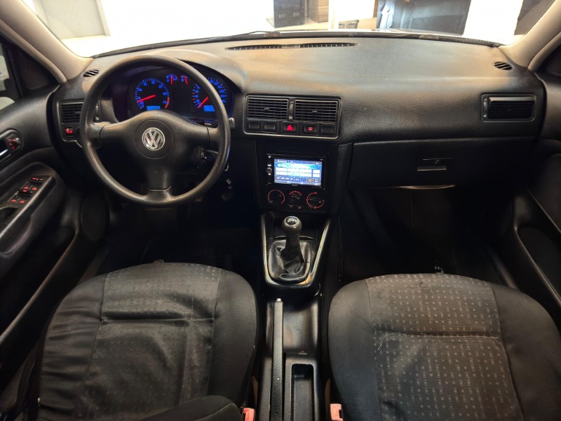 VOLKSWAGEN GOLF 1.6 MI TOTAL 8V - 2002