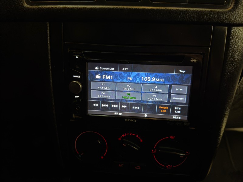 VOLKSWAGEN GOLF 1.6 MI TOTAL 8V - 2002