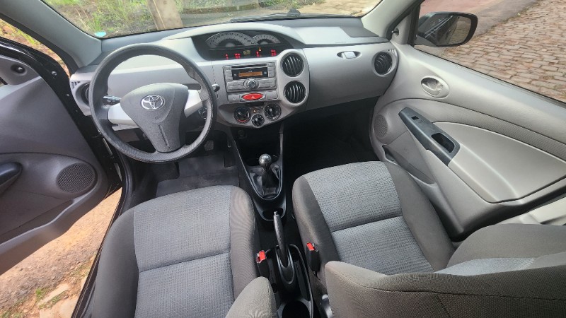 TOYOTA ETIOS 1.3 XS 16V 2013/2013 FERNANDO AUTOMÓVEIS | REVENDA DE CARROS ARROIO DO MEIO ARROIO DO MEIO / Carros no Vale