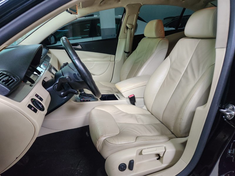 VOLKSWAGEN PASSAT 2.0 FSI 16V TURBO 2010/2010 TS VEÍCULOS ANTA GORDA / Carros no Vale