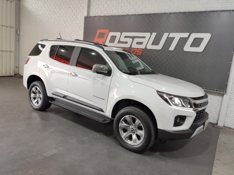 CHEVROLET TRAILBLAZER PREMIER 2.8 4X4 7 LUGARES 2022/2022 ROSAUTO VEÍCULOS VENÂNCIO AIRES / Carros no Vale