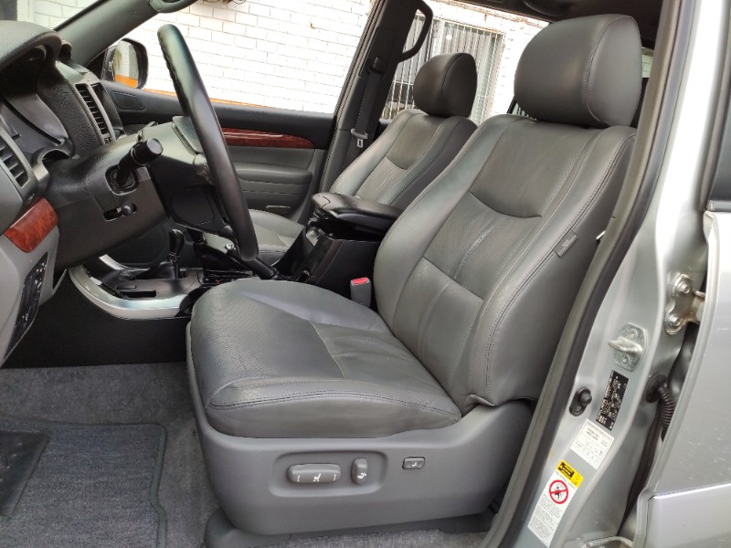 TOYOTA PRADO 3.0 4X4 2008/2008 ROSAUTO VEÍCULOS VENÂNCIO AIRES / Carros no Vale
