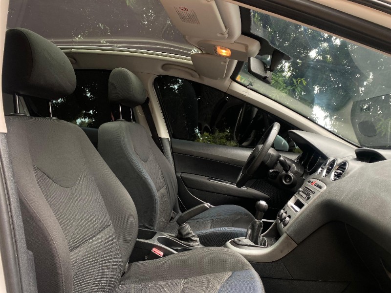 PEUGEOT 308 ACTIVE 1.6 2013/2014 ESTAÇÃO DO CARRO ESTRELA / Carros no Vale