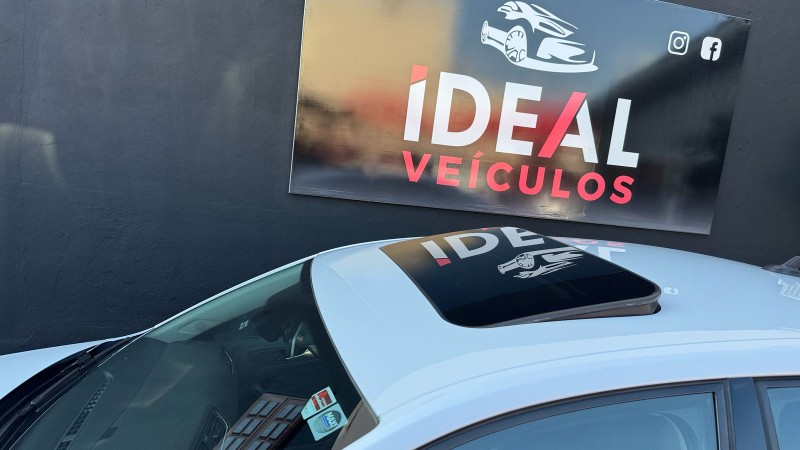 VOLKSWAGEN JETTA TSI HIGHLINE /2018 IDEAL VEÍCULOS LAJEADO / Carros no Vale