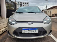 FORD FIESTA SEDAN FIESTA 1.6 MPI SEDAN 8V FLEX 4P MANUAL 2010/2011 ADRIANO VEÍCULOS CRUZEIRO DO SUL / Carros no Vale