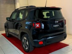 JEEP RENEGADE 1.8 16V FLEX 4P MANUAL 2016/2017 DUARTE VEÍCULOS PORTO ALEGRE / Carros no Vale