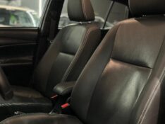 TOYOTA YARIS 1.5 XS 16V 2018/2019 JM AUTOMÓVEIS VENÂNCIO AIRES / Carros no Vale