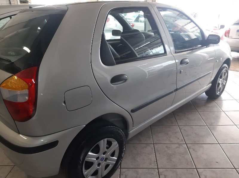FIAT PALIO 1.0 FIRE 2002/2003 RENAUTO VEÍCULOS LAJEADO / Carros no Vale