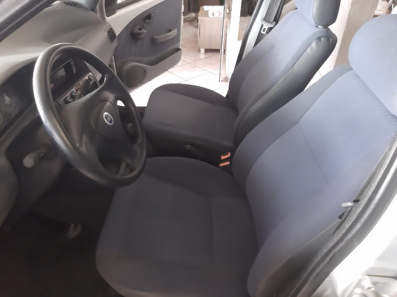 FIAT PALIO 1.0 FIRE 2002/2003 RENAUTO VEÍCULOS LAJEADO / Carros no Vale