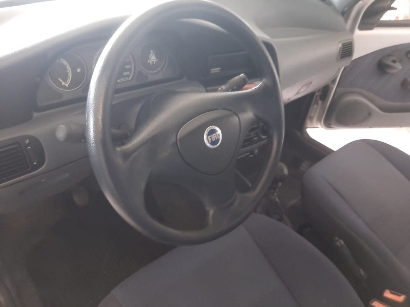 FIAT PALIO 1.0 FIRE 2002/2003 RENAUTO VEÍCULOS LAJEADO / Carros no Vale