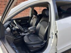 HYUNDAI IX35 GLS 2.0 16V 2WD FLEX AUT. 2015/2015 LS MULTIMARCAS VENÂNCIO AIRES / Carros no Vale