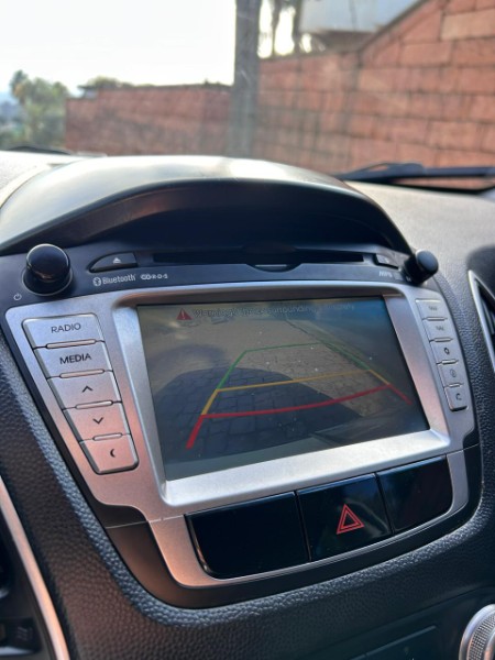 HYUNDAI IX35 GLS 2.0 16V 2WD FLEX AUT. 2015/2015 LS MULTIMARCAS VENÂNCIO AIRES / Carros no Vale