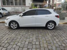 CHEVROLET ONIX PREMIER TURBO 1.0 2021/2021 ALTERNATIVA VEÍCULOS LAJEADO / Carros no Vale