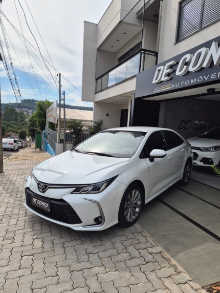 TOYOTA COROLLA /2022 DE CONTO AUTOMÓVEIS SARANDI / Carros no Vale