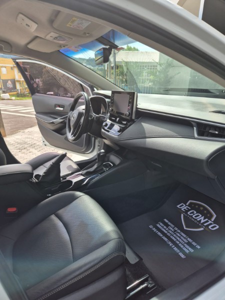 TOYOTA COROLLA /2022 DE CONTO AUTOMÓVEIS SARANDI / Carros no Vale