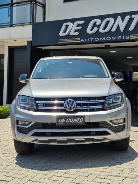 VOLKSWAGEN AMAROK /VW V6 HIGH AD4 /2023 DE CONTO AUTOMÓVEIS SARANDI / Carros no Vale