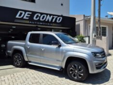 VOLKSWAGEN AMAROK /VW V6 HIGH AD4 /2023 DE CONTO AUTOMÓVEIS SARANDI / Carros no Vale