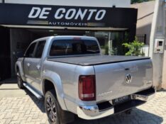 VOLKSWAGEN AMAROK /VW V6 HIGH AD4 /2023 DE CONTO AUTOMÓVEIS SARANDI / Carros no Vale