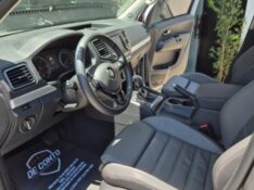 VOLKSWAGEN AMAROK /VW V6 HIGH AD4 /2023 DE CONTO AUTOMÓVEIS SARANDI / Carros no Vale