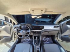 VOLKSWAGEN POLO 1.0 200 TSI HIGHLINE /2020 DE CONTO AUTOMÓVEIS SARANDI / Carros no Vale
