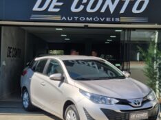 TOYOTA YARIS /2019 DE CONTO AUTOMÓVEIS SARANDI / Carros no Vale